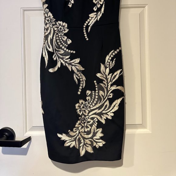 Phase Eight Size 6 Fitted Black Floral Dress - Picture 9 of 9